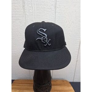 Chicago White Sox MLB Black Baseball Hat Embroidered Logo Fitted One Size Snap